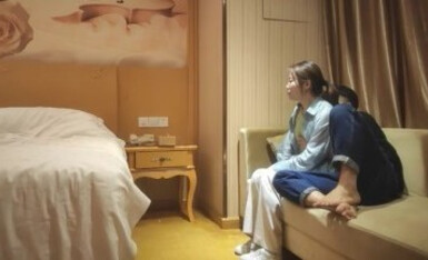 【胖子工作室】，粉丝强烈要求，人气良家女神返场，珠宝妹，娇羞可人随叫随到，饥渴风情，且看且珍惜