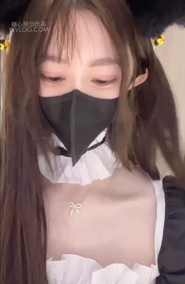 白虎福利姬@安安老师之白丝ZW.