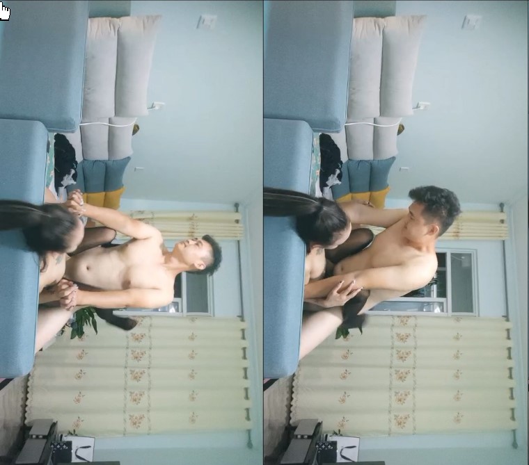 【换妻传媒】今晚约操外围，马尾辫风骚御姐，沙发上操逼，开档黑丝后入猛怼