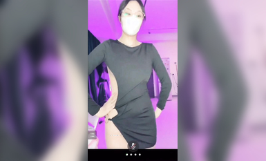 抖音重磅：56W粉絲女神【草莓小甜心】【丁姐】高價走私直播秀 (2)