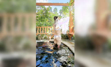 【淫妻性愛 完美露臉】極品御姐『美寶尤』最新激情性愛 野外啪啪忘情口交車震 人妻一臉陶醉的吃嘬舔裹老公的肉棒 (12)