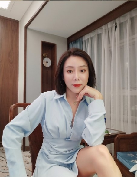 私密猎奇部落付费群贵宾席专属福利~无套插入干净无毛馒头穴合集~视觉盛宴第三季 (12)