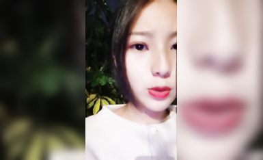 甄漂亮 學妹勾引保安大爺野戰 多場合集 (2)