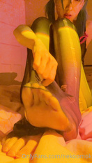 露臉才是王道！萬狼求檔OnlyFans可鹽可甜性癮女友yuuk私拍 (22)