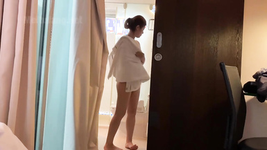 大神胖Tiger重金約戰交過七八個男朋友做過女教師的漂亮小姐姐一鏡到底全程露臉銷魂呻吟各種高潮臉內射對話很精彩