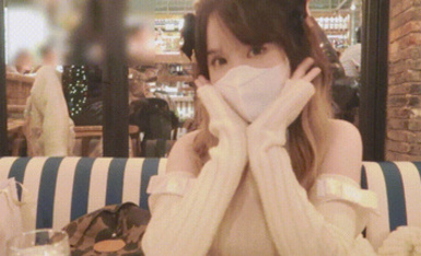 甜美可愛小仙女【sushiioll】柔軟嬌嫩美少女甜蜜約會，太敏感了一摸小穴穴就淫水直流，喜歡這種水嫩的感覺