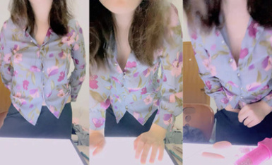 【夏璐璐】H漫畫女畫師邊畫邊發騷 (2)