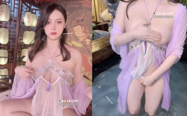 二月最新流出 秀人網模特【豆瓣醬】大尺度私拍丁字褲勒逼 滴蠟 洗澡揉奶 遊艇上狗鏈肛塞