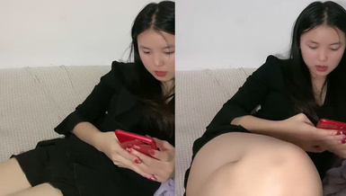 2024年2月，清純學妹，好乖巧漂亮【小瑜】難得一遇的鄰家小美女，BB又粉又嫩，必須珍藏不可錯過！ (2)