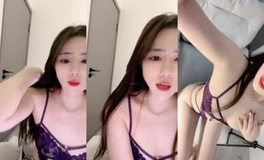 潮汐 百年難得一見的女神，膚白貌美 大奶翹臀 粉嫩小穴 土豪見了都要狂擼不止 (1)