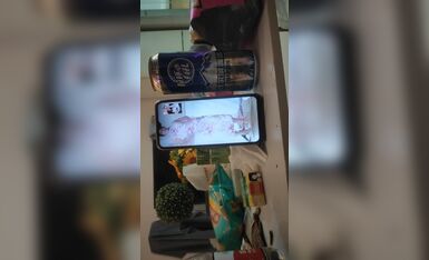 大早上跟农村阿姨来撩骚 这俩小伙的口味真是不一般 脱光抠穴摸乳 阿姨开心到爆