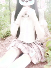 推特極致反差蘿莉 小靈醬（奈醬）自摸插穴 BB超粉嫩三彈