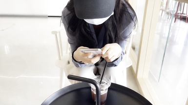 極品美乳人妻『kyara_sss』奶子又大胸型又好看，還特么巨騷，被操的時候喜歡說淫語，巨頂！美乳豐臀超反差④ (1)