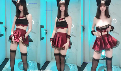 極品顏值福利姬『魔法貝貝』土豪露臉定製福利，高挑的身材超高顏值，清純淫靡並存，美乳豐臀超反差小姐姐 (1)