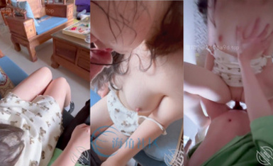 海角超頂亂倫大神【蘿莉小表妹】客廳里和表妹纏綿 香汗淋漓吸吮肉棒 完美粉嫩白虎陰戶 視覺極度上頭 夾莖榨射