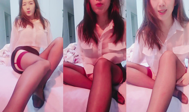 長腿御姐【純情悠然】絲襪長腿~高跟開檔~互舔激情~無套爆操 (14)