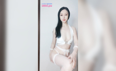 極品平模女神搔首弄姿扣穴手淫色誘炮友無套騎乘內射／巨乳淫蕩禦姐舔逗肉棒各種體位激烈啪啪淫液氾濫等 25