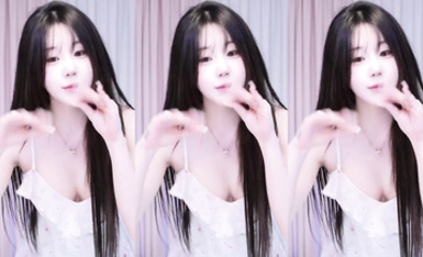 韓國女主播 eli05021212 艾莉_高顏值極品大奶主播最新福利，露臉性感抖奶裸舞 (26)